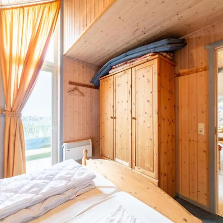 Mueritz In Rechlin-nord Holiday home *